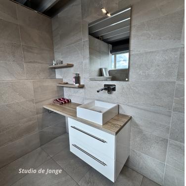 Moderne Showroom Badkamer – Minimalistisch Design