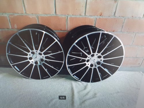 Originele breedset set 19 inch van AMG  nieuw !!!
