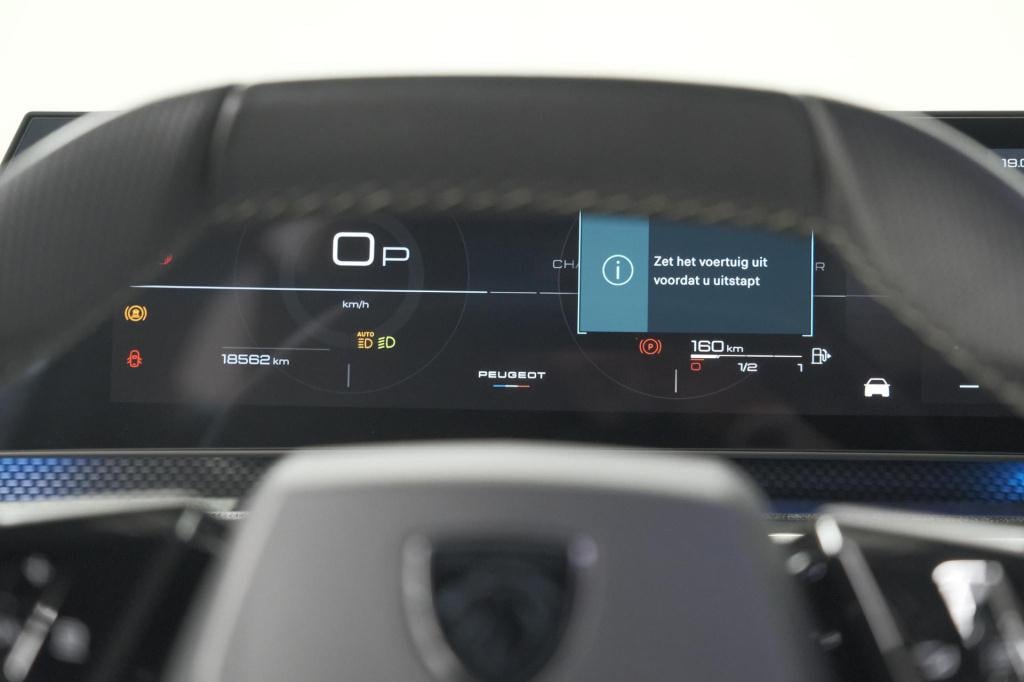 Peugeot 3008 1.2 hybrid 136 gt | elektrische kofferklep | camera | adaptiev