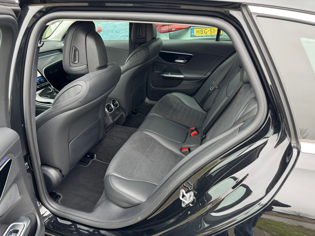 Mercedes-Benz C-Klasse estate 180 amg line automaat , achteruitrijcamera , 