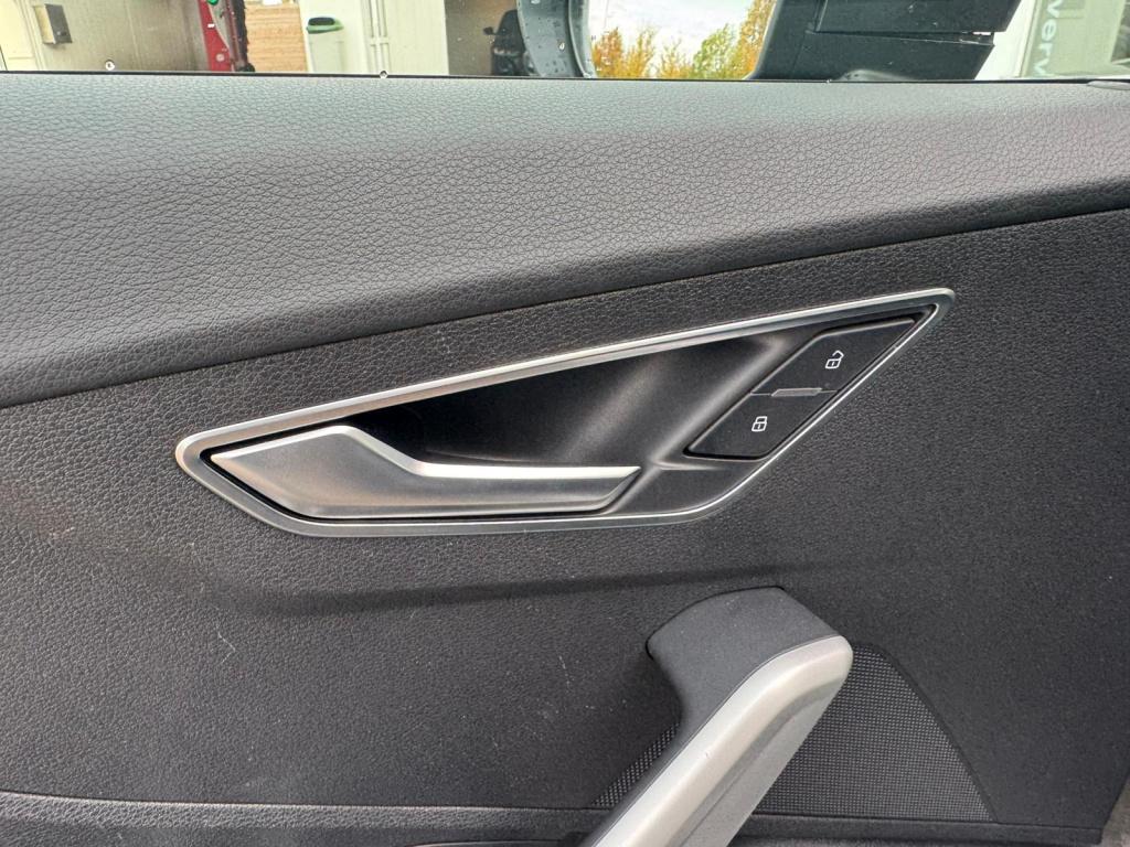 Audi Q2 35 tfsi s edition