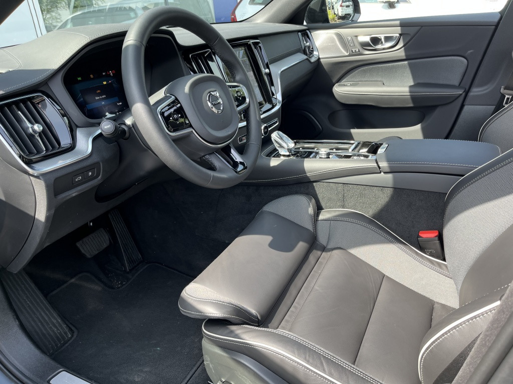 Volvo S60 t8 455pk ultimate dark | full options !! new prijs €68700,-