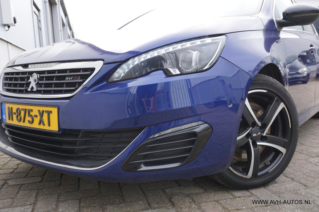 Peugeot 308 1.6 e-thp gt 205 pk