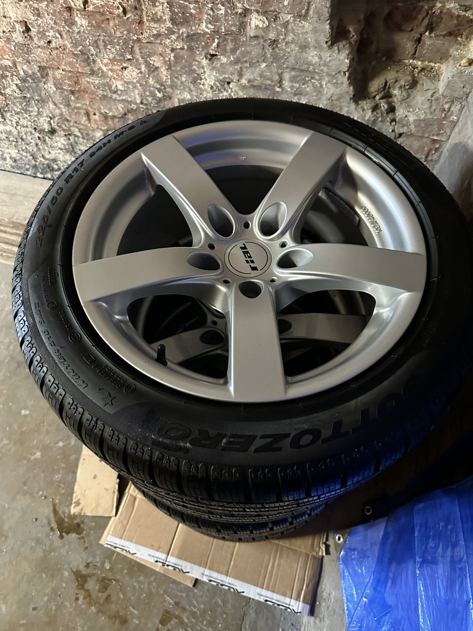 BMW 17 inch set