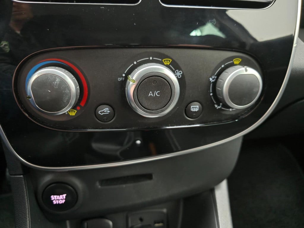 Renault Clio 0.9 tce met cruisecontrol en trekhaak | tweedehands renault cl