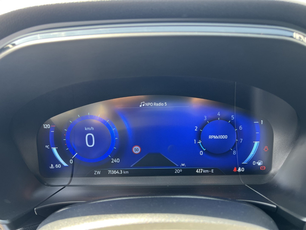 Ford Kuga 1.5 ecoboost 150pk 2wd st-line x , trekhaak , winterpack ,head up