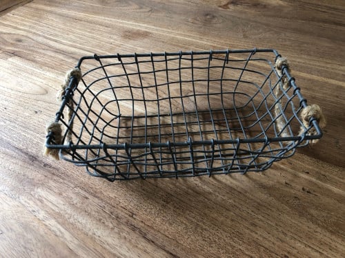 Metalen mandje
