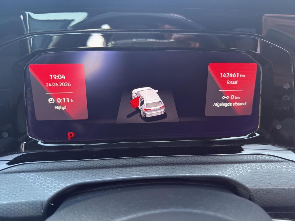 Volkswagen Golf 1.4 ehybrid gte pano | sfeer | matrix-led | camera | stoelv