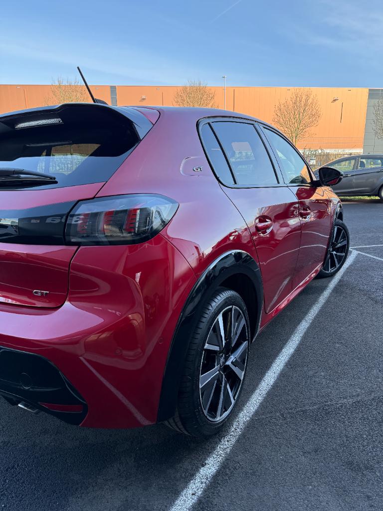 Peugeot 208 gt-line - 1.2 - automaat