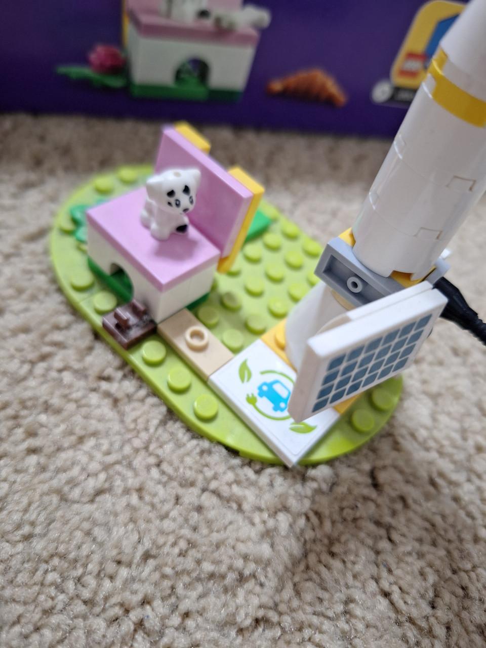 Lego Friends 41443, Olivia's elektrische auto, Leeftijd 6+