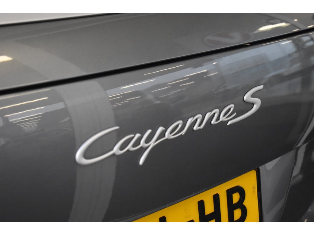 Porsche Cayenne 4.5 s
