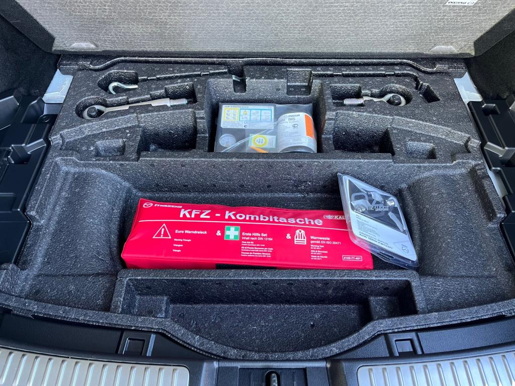 Mazda 6 sportbreak 2.0 skyactiv-g 165 gt-m line|bose|leer|rijklaar