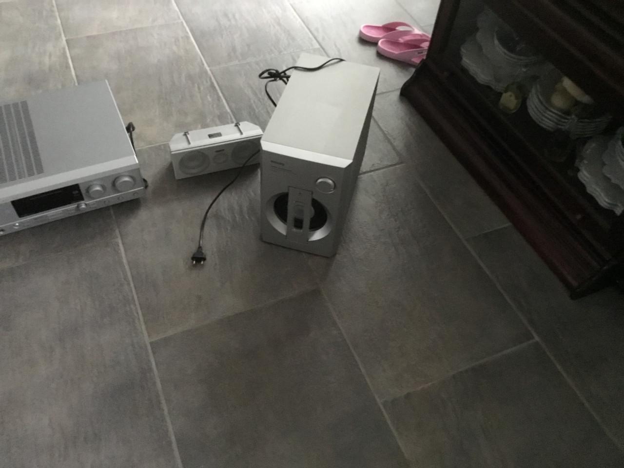 Philips FR984 Surround receiver incl speakers/subwoofer