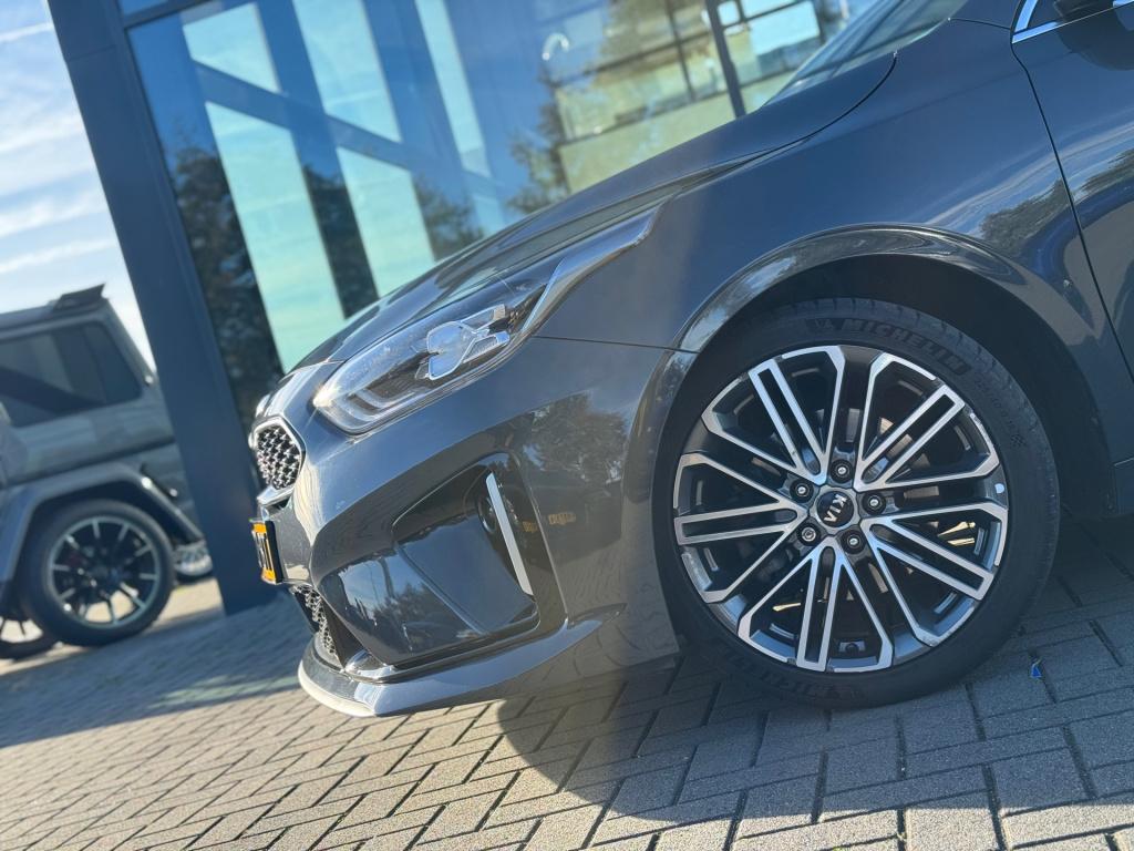 Kia Proceed 1.4 t-gdi gt-plusline * panoramadak * camera * stoel + stuurver