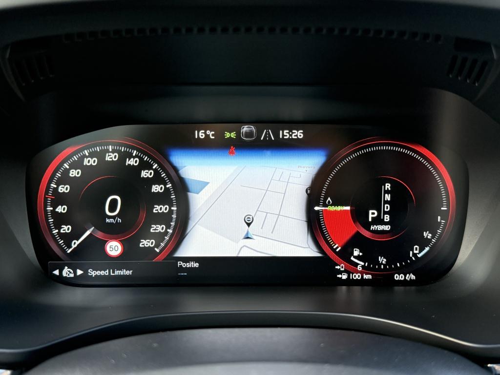 Volvo XC60 t8 390pk recharge r-design| panodak| luchtvering| trekhaak| came