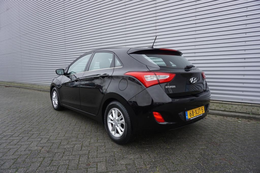 Hyundai I 30 1.6 gdi i-vision automaat / climate / navi / cruise controle /