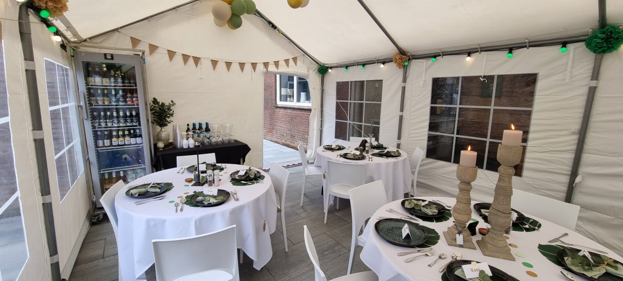 TE HUUR PARTYTENT