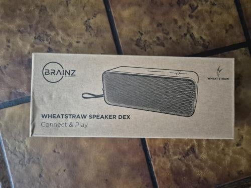 Brainz Wheatstraw Speaker Dex bluetooth speaker