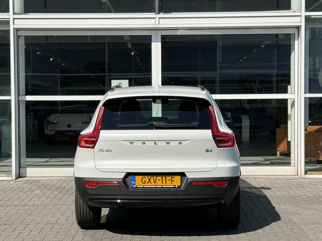 Volvo XC40 b4 197pk plus dark| 360camera| adap.cruise| elek.stoelen