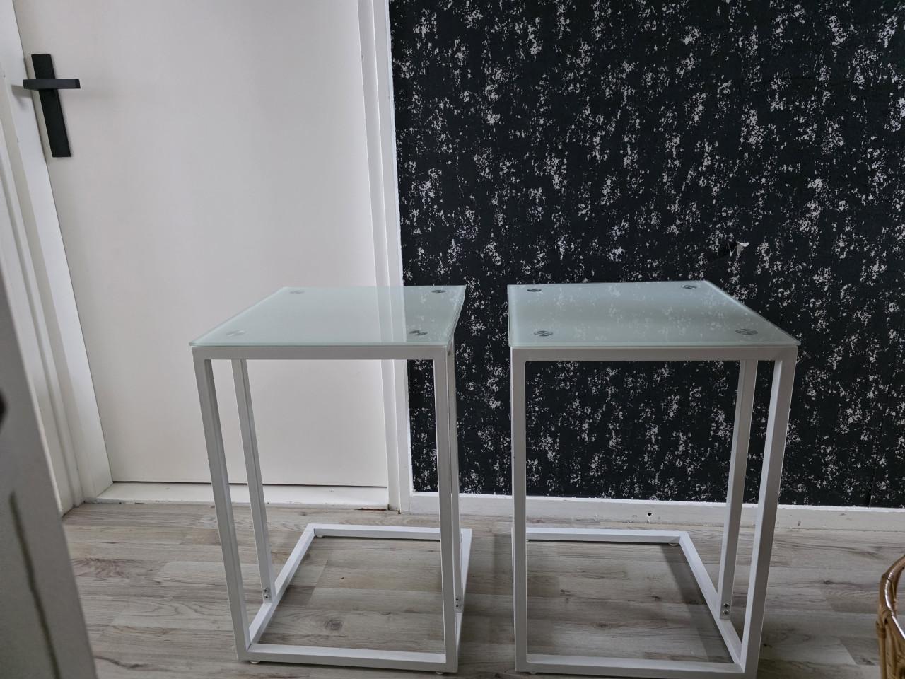 Nachtkastjes 2 stuks