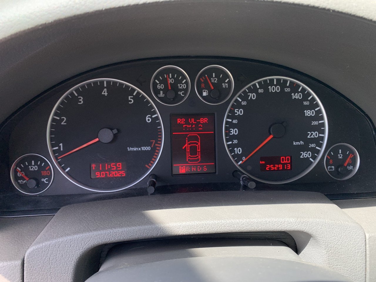 Audi A6 Avant 3.0 V6 Quattro te koop