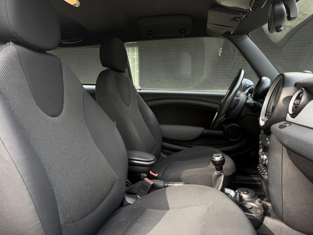 Mini 3-deurs 1.6 one - verzorgde mini -
