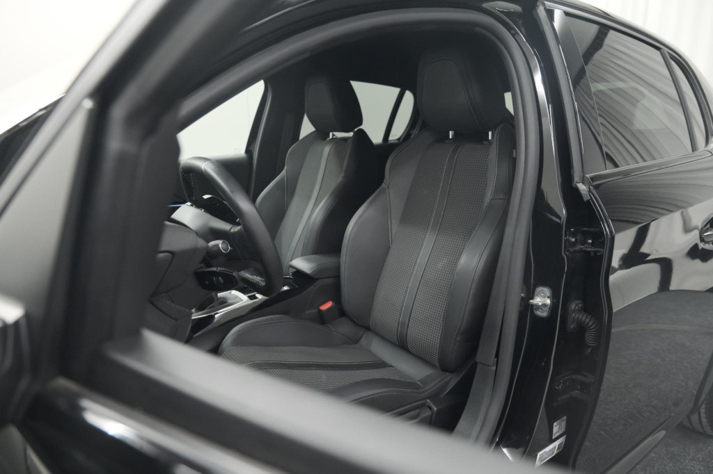 Peugeot 208 puretech 100 gt | camera | navigatie | apple carplay | parkeers