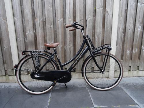 🚲 Cortina U4 – 26 inch – 3 versnellingen – zwart – jong model