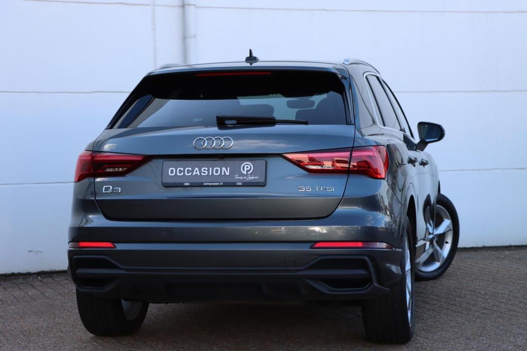 Audi Q3 35 tfsi s edition 150pk s tronic