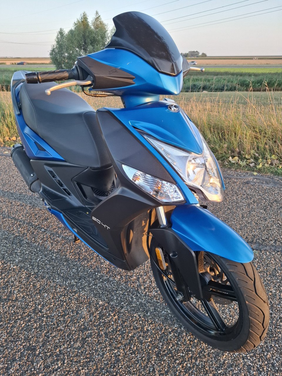 Kymco Agility 16+ geel kenteken