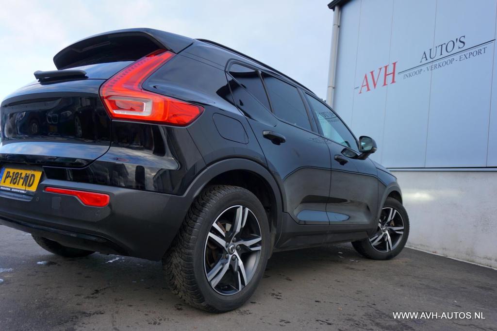 Volvo XC40 1.5 t2 r-design