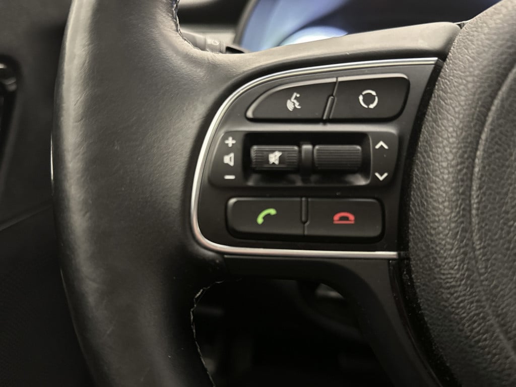 Kia Niro 1.6 gdi hybrid edition | 1e eigenaar | schuif/kantel dak | trekhaa