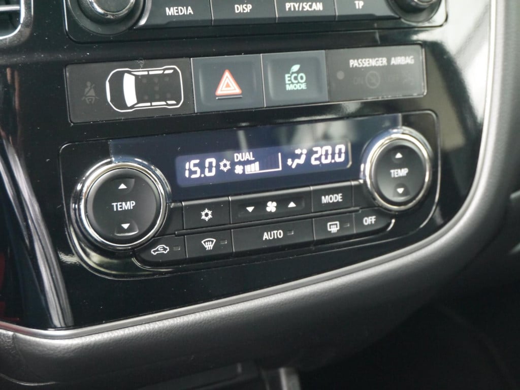 Mitsubishi Outlander 2.0 intense|trekhaak|rijklaar