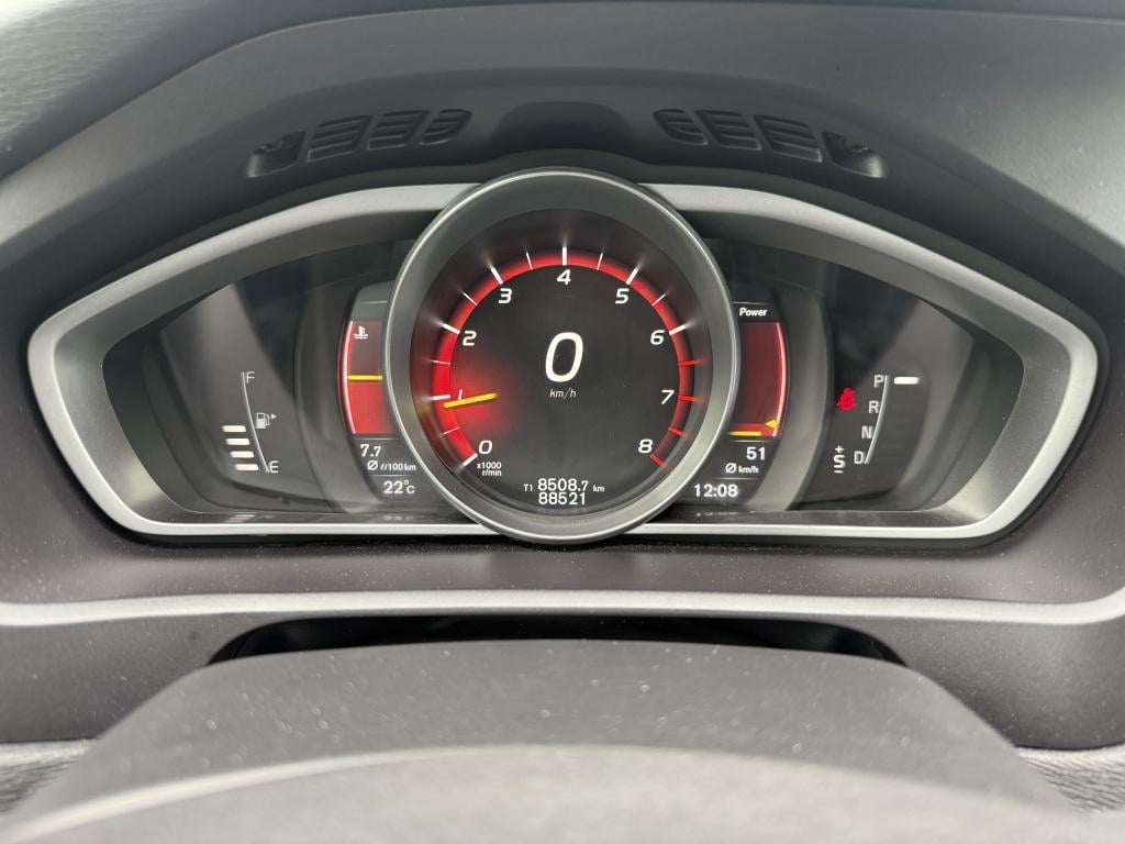 Volvo V40 t2 123pk aut6 polar+| navi| cruise| stoel.verw| led| pdc