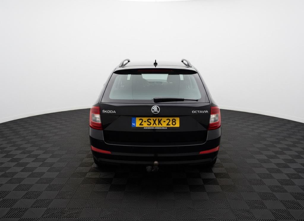 Skoda Octavia combi 1.4 tsi greentech ambition businessline automaat