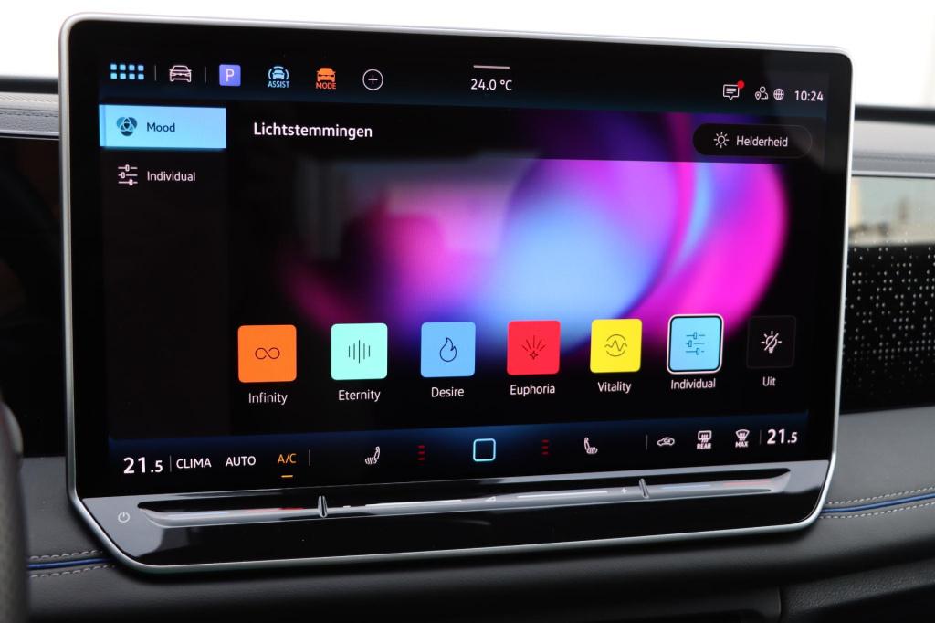 Volkswagen Tiguan 1.5 etsi r-line edition dsg7 150pk black style
