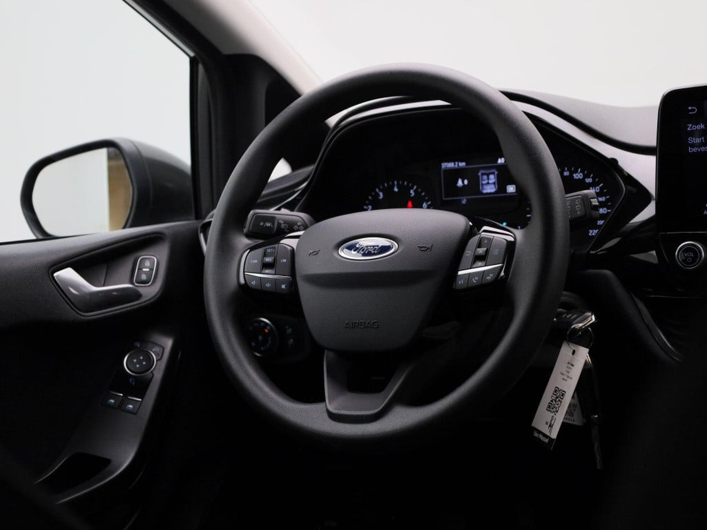 Ford Fiesta 1.1 trend | parkeer sensoren | airco | dab | bluetooth