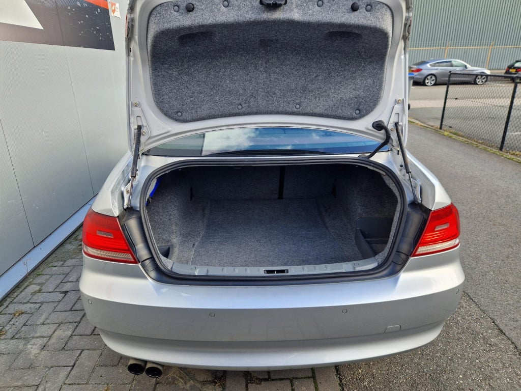 BMW 3-serie coupé 325i executive