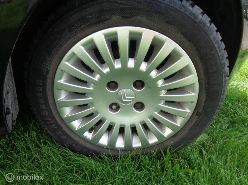 Citroen C3 1.6i-16v exclusive/stuurbekr/airco/trekhaak/apk tot 10-10-2027
