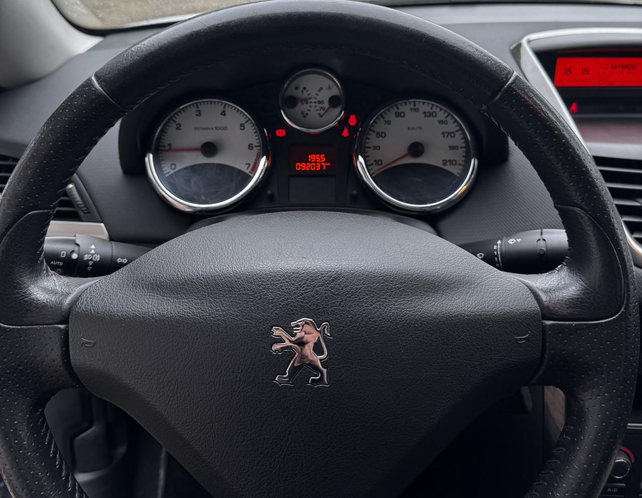 Peugeot 207 CC Cabriolet | Genieten van iedere rit! | Airco | Lage km