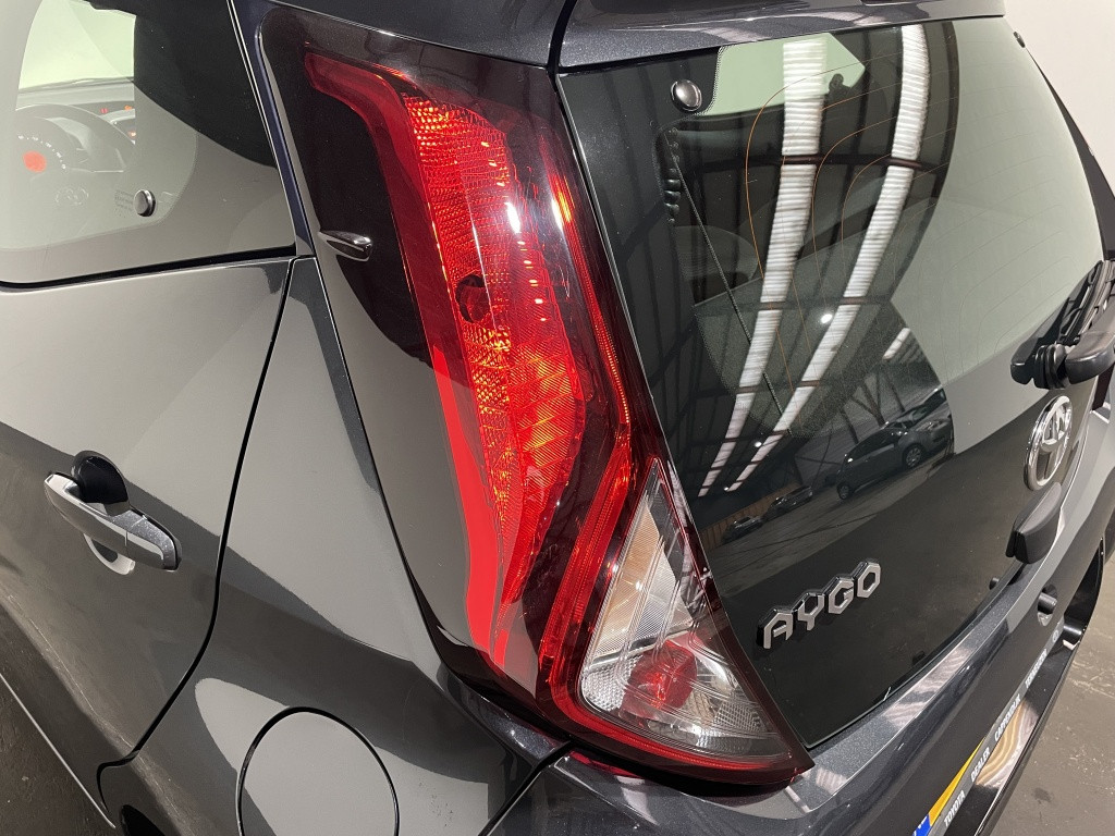 Toyota Aygo 1.0 vvt-i x-play