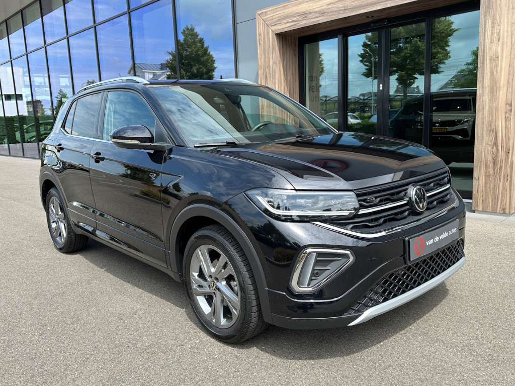 Volkswagen T-cross 1.5 tsi 150pk dsg r-line | camera | trekhaak | navi | iq