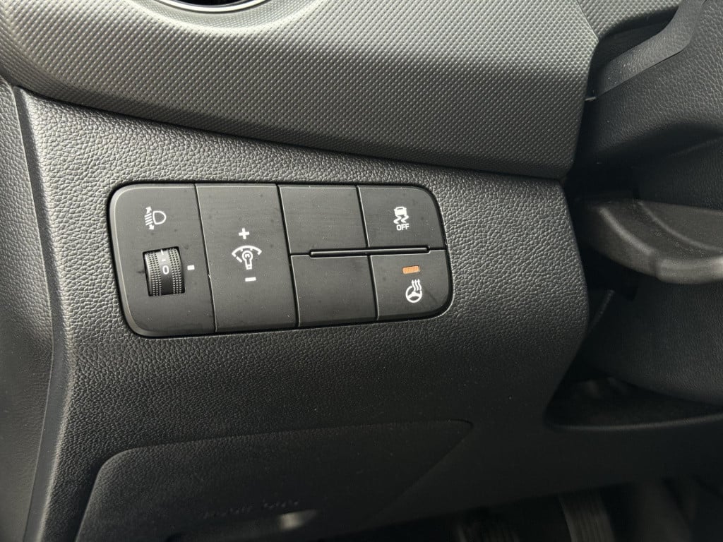 Hyundai I 10 1.0i premium | navigatie | camera | stuur- + stoelverwarming |
