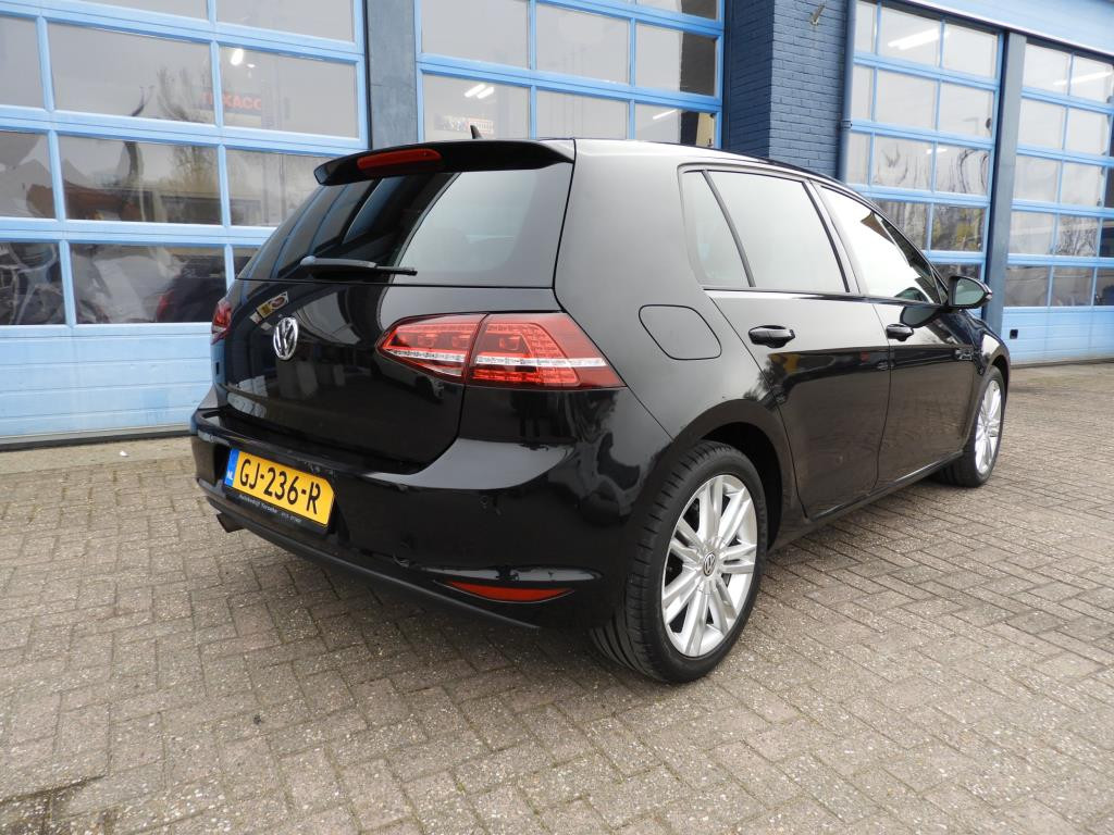 Volkswagen Golf 1.2 tsi business edition