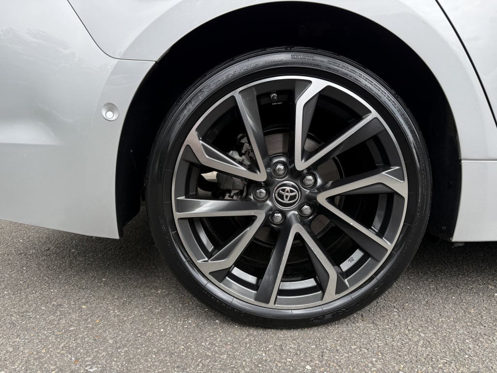 Toyota Corolla Touring Sports 2.0 hybrid executive // 185pk // jbl audio //