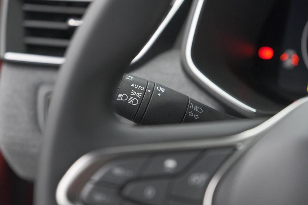 Renault Clio tce 90 gpf techno | 360 camera | adaptieve cruise control | 9.