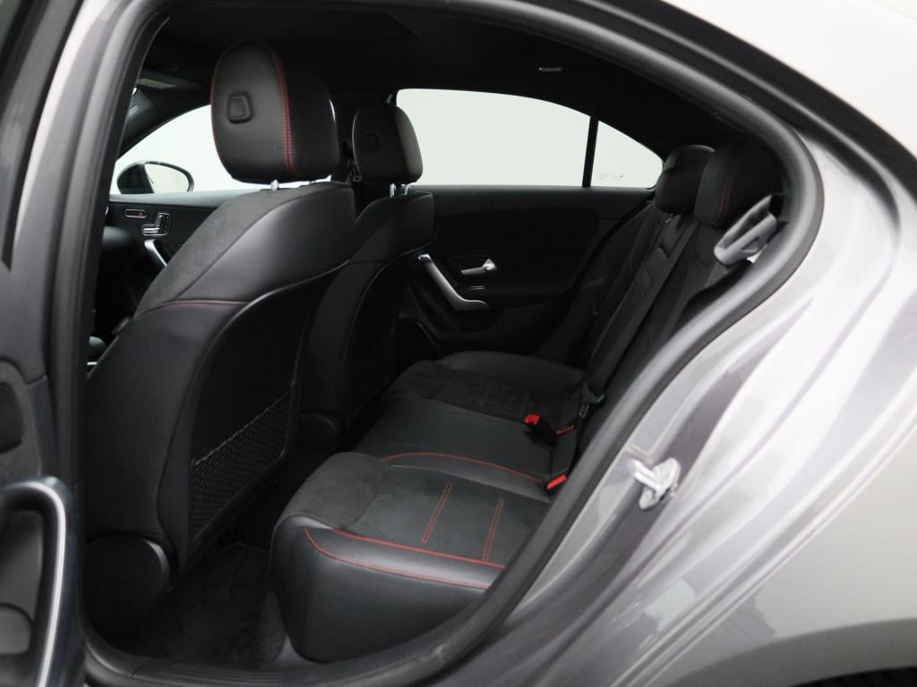 Mercedes-Benz A-Klasse 250 e business line | amg-styling | automaat | panor