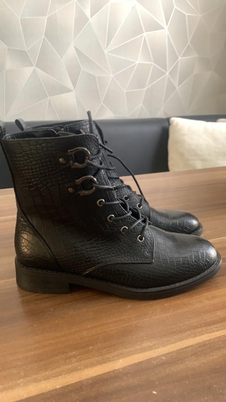 Nieuwe enkel laarzen maat 38