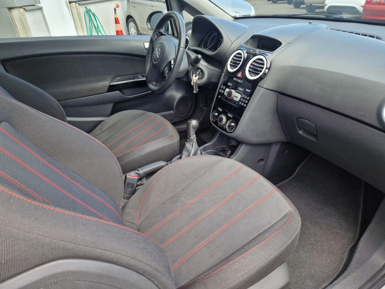 TE KOOP OPEL CORSA 1.4 16V COLOR EDITION EURO 5 ZUINIGHEIDSLABEL B