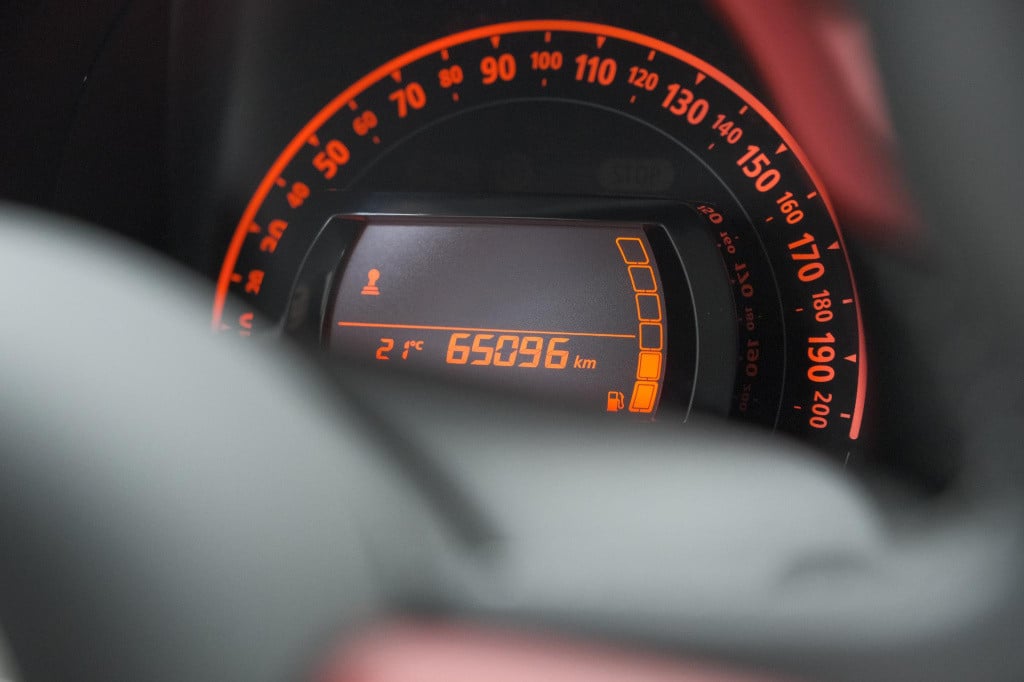 Renault Twingo 1.0 sce collection | parkeersensoren | airco | bluetooth rad